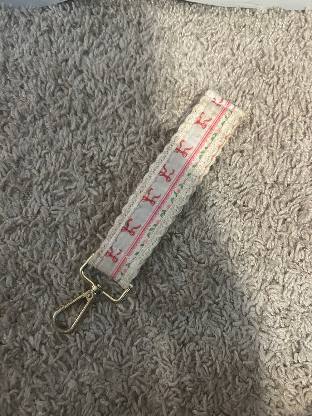Pink Floral Lace Wristlet Key & Card Holder